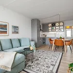 Appartement Awesome In With Sauna