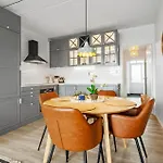 Appartement Awesome In With Sauna *